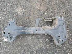 Балка под КПП BMW X5
