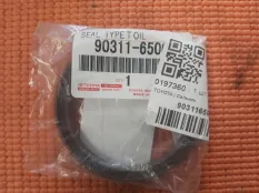 Сальник коленвала Toyota Land Cruiser