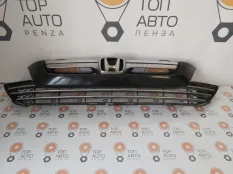 Решетка бампера передняя Honda CR-V