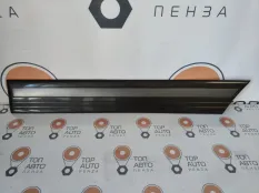 Молдинг двери Toyota Land Cruiser