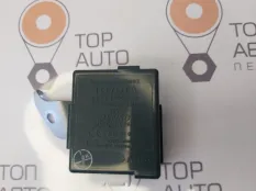 Блок управления дверьми Toyota Land Cruiser Prado