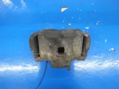 Суппорт передний правый Lancer 9 Outlander