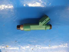 Форсунка топливная Suzuki Grand Vitara 2.4 J24B