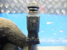 Форсунка 1.4 F14D3 1.6 F16D3 Aveo Cruze Lacetti