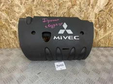 Крышка двигателя декоративная Mitsubishi 4B11 4B12