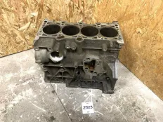 Блок цилиндров Volkswagen Golf Passat BLX 2.0