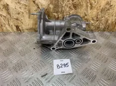 Корпус помпы Lexus RC300H IS300H GS300H 2.5 2AR