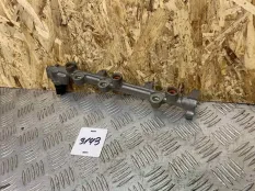 Рампа топливная левая Mitsubishi Pajero 3 6G74 3.5