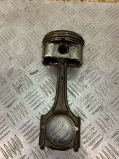 Шатун Audi Volkswagen Skoda 2.0 ALT BVY BWA