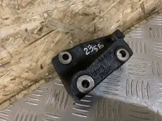 Кронштейн двигателя правый Toyota  Rav4 30 2.0 2.4