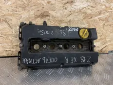 Клапанная крышка Opel Astra H Astra J 1.6 1.8