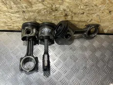 Шатун D4CB 2.5 Hyundai Kia Sorento H-1 Starex