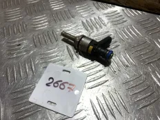 Форсунка топливная Mercedes M271820 M271860 M271