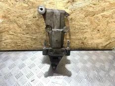 Правый кронштейн двигателя Nissan Murano Teana