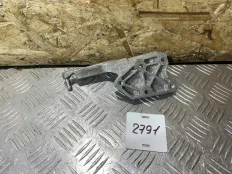 Кронштейн корпуса Mercedes OM651 W205 W222 X253