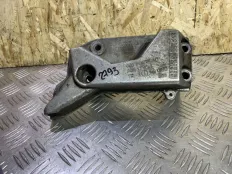 Правый кронштейн двигателя Polo  Fabia 1.4