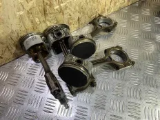 Шатун Mazda 3 1.6 Z6  FS0111210B