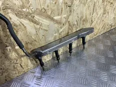 Топливная рампа Toyota Auris Corolla 1.3 E150 1NR