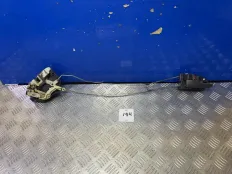 Замок двери передней левой Mitsubishi Lancer