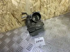 Заслонка дроссельная Toyota Corolla Auris Vitz 1NR