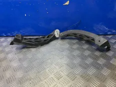 Направляющая заднего бампера правая Skoda Octavia