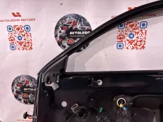 Дверь передняя правая VW Passat