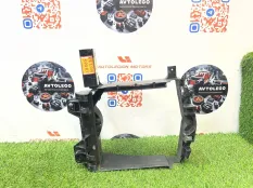 Кронштейн радиатора Land Rover Range Rover Sport