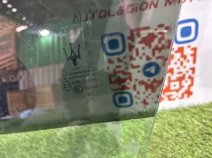 Стекло переднее левое Maserati Ghibli