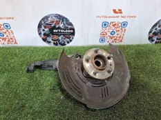 Кулак передний правый Land Rover Discovery