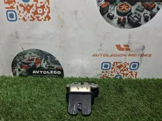 Замок багажника Audi A6