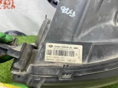 Фара правая Land Rover Discovery