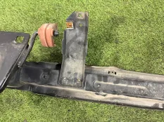 Усилитель бампера Land Rover Discovery Sport