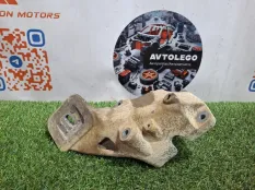 Кронштейн двигателя Land Rover Discovery