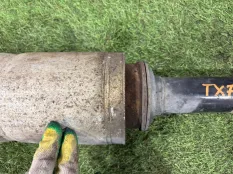 Амортизатор передний (Стойка) Land Rover Discovery