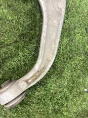 Рычаг подвески верхний