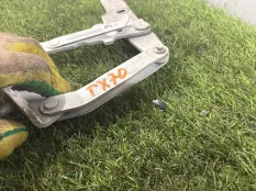 Петли капота Land Rover Discovery