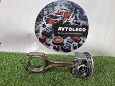 Поршень с шатуном Land Rover Discovery Sport