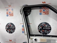 Дверь передняя левая Land Rover Discovery