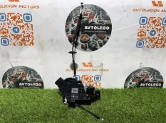 Замок двери задний левый Land Rover Discovery