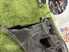 Жабо Land Rover Discovery Sport