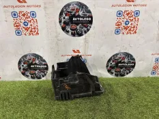 Короб аккумулятора Land Rover Discovery Sport