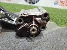 Масляный насос Land Rover Discovery Sport