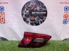 Фонарь в крышку багажника левый VW Tiguan