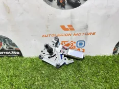 Моторчик стеклоочистителя Land Rover Discovery