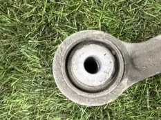 Рычаг задний правый Mercedes benz E350