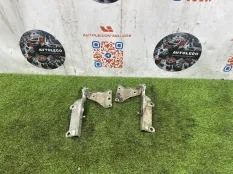 Петли капота Hummer H3