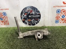Патрубок охлаждения Toyota Tundra