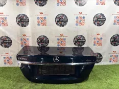 Крышка багажника Mercedes-Benz E220