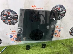 Стекло заднее правое Land Rover Range Rover
