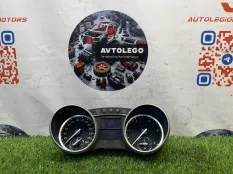Щиток приборов Mercedes benz ML300